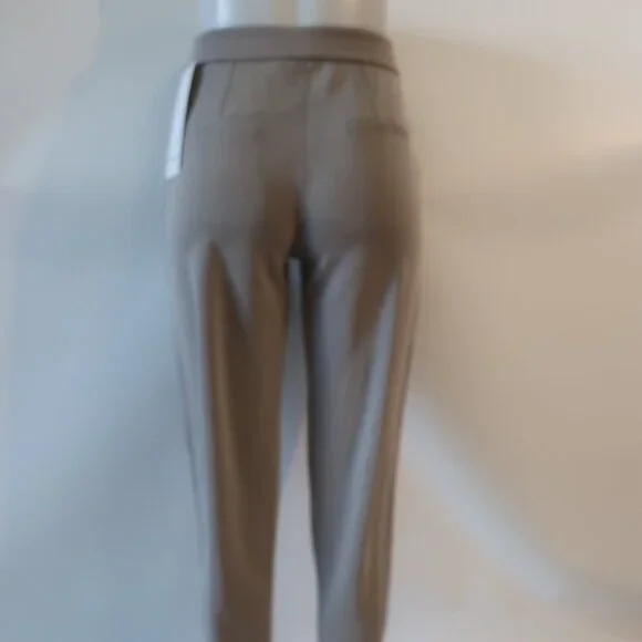 NWT Womens Lululemon Taupe (Item-134) Softstreme Pintuck Mid-Rise Pant XS - Picture 10 of 15